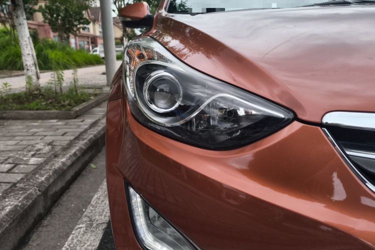 Used Hyundai Elantra (5th Generation / Langdong) 2015 1.6L Automatic Leading Model Right Front Headlight