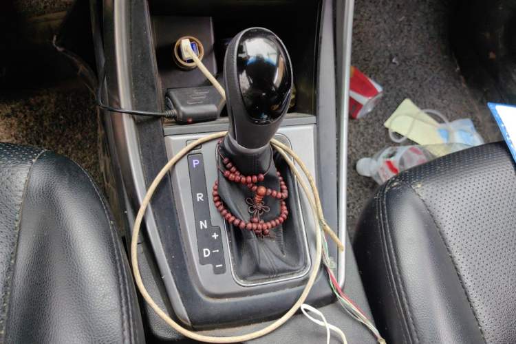 Used Hyundai Elantra (5th Generation / Langdong) 2015 1.6L Automatic Fashion Model Gear Lever