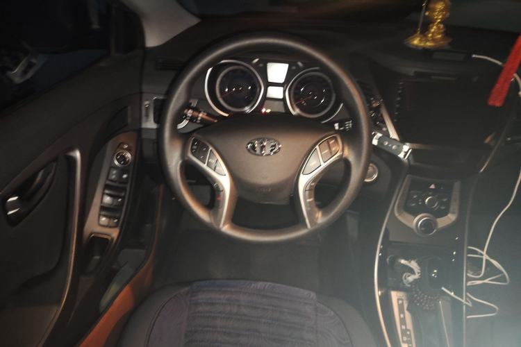 Used Hyundai Elantra (5th Generation / Langdong) 2015 1.6L Automatic Leading Model Steering Wheel
