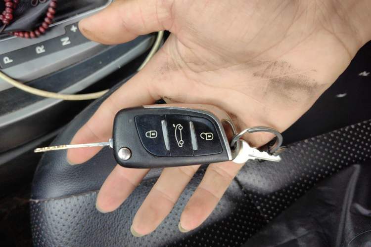 Used Hyundai Elantra (5th Generation / Langdong) 2015 1.6L Automatic Fashion Model Vehicle Key