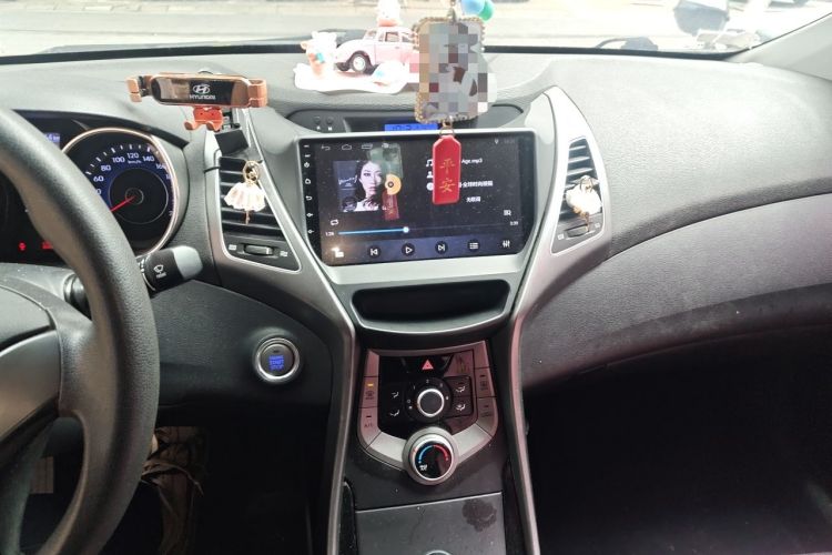 Used Hyundai Elantra (5th Generation / Langdong) 2015 1.6L Automatic Leading Model Audio And AC Panel
