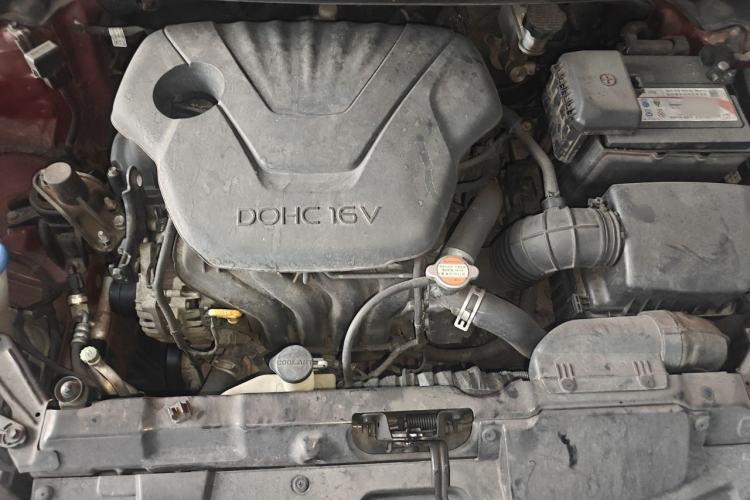 Used Hyundai Elantra (5th Generation / Langdong) 2015 1.6L Automatic Luxury Model Engine Bay