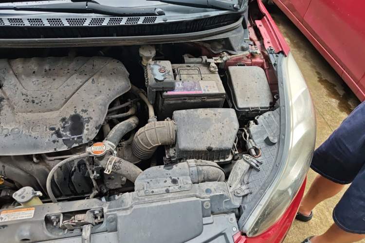 Used Hyundai Elantra (5th Generation / Langdong) 2015 1.6L Automatic Leading Model Engine Bay Left