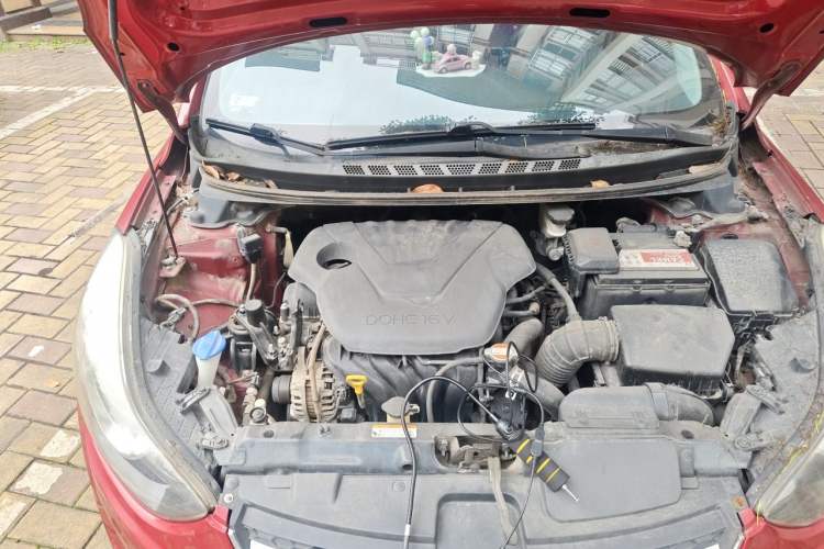 Used Hyundai Elantra (5th Generation / Langdong) 2015 1.6L Automatic Leading Model Engine Bay Right
