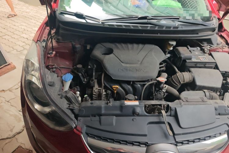 Used Hyundai Elantra (5th Generation / Langdong) 2015 1.6L Manual Leading Model Engine Bay Right