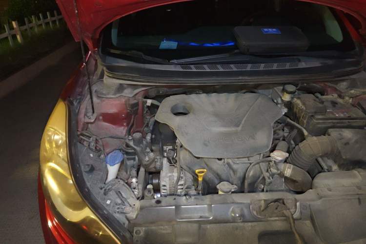 Used Hyundai Elantra (5th Generation / Langdong) 2015 1.6L Automatic Leading Model Engine Bay Right