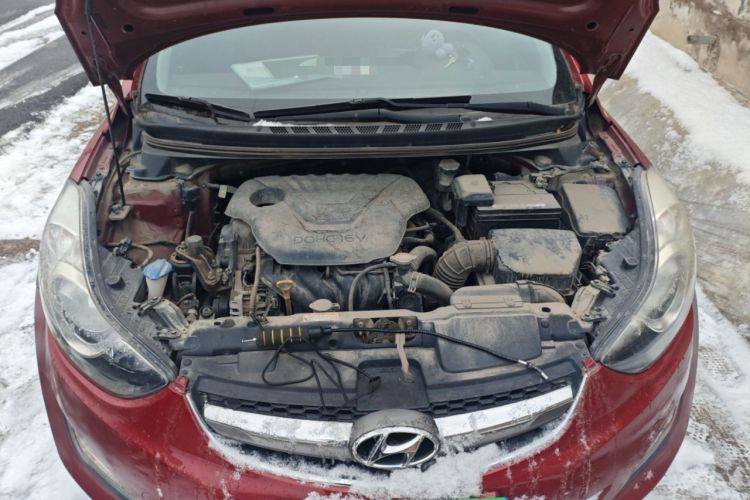 Used Hyundai Elantra (5th Generation / Langdong) 2015 1.6L Automatic Luxury Model Engine Bay
