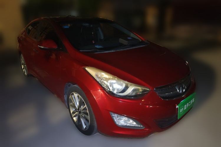 Used Hyundai Elantra (5th Generation / Langdong) 2015 1.6L Automatic Leading Model Front Right 45 Deg