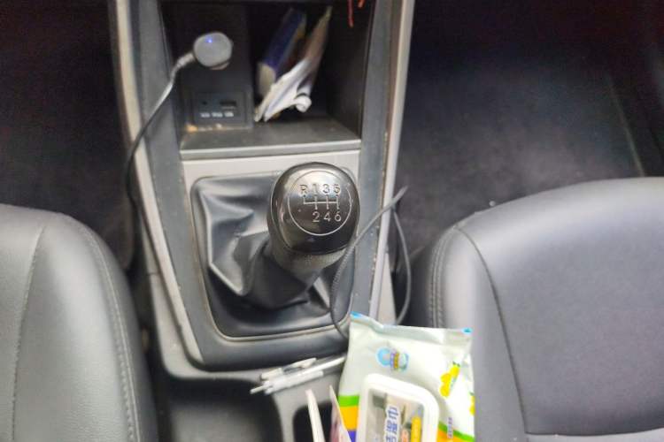 Used Hyundai Elantra (5th Generation / Langdong) 2015 1.6L Manual Fashion Edition Gear Lever