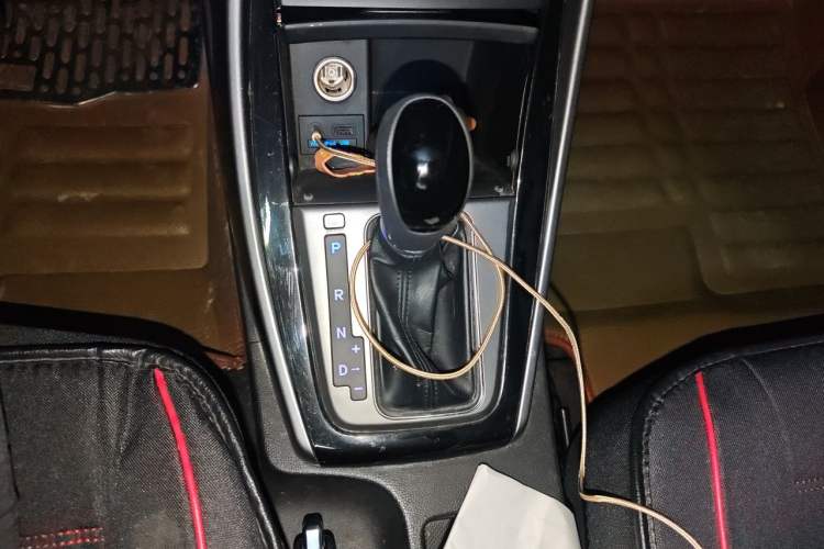 Used Hyundai Elantra (5th Generation / Langdong) 2015 1.6L Automatic Leading Model Gear Lever