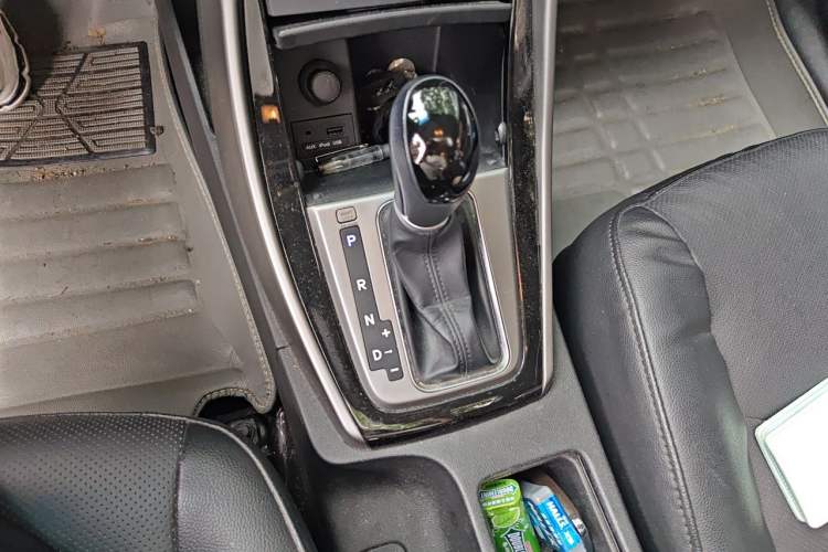 Used Hyundai Elantra (5th Generation / Langdong) 2015 1.6L Automatic Luxury Model Gear Lever