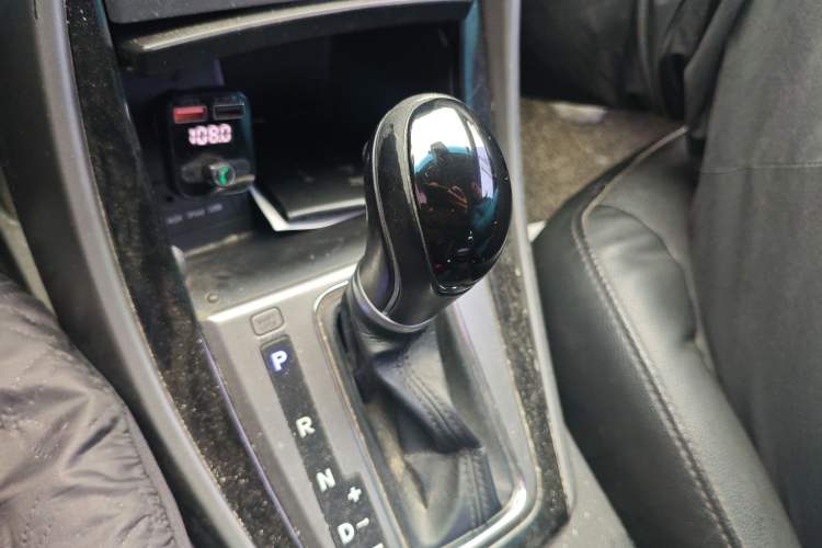 Used Hyundai Elantra (5th Generation / Langdong) 2015 1.6L Automatic Luxury Model Gear Lever