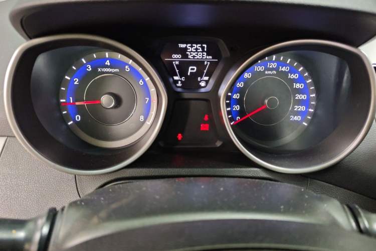 Used Hyundai Elantra (5th Generation / Langdong) 2015 1.6L Automatic Fashion Model Instrument Cluster