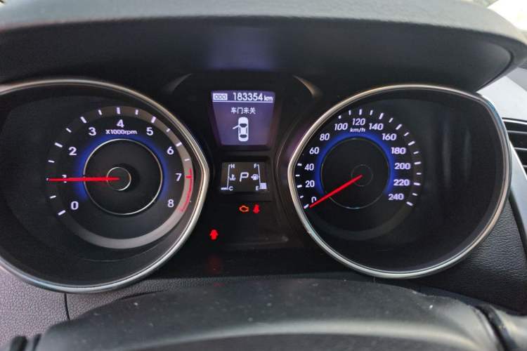 Used Hyundai Elantra (5th Generation / Langdong) 2015 1.6L Automatic Leading Model Instrument Cluster