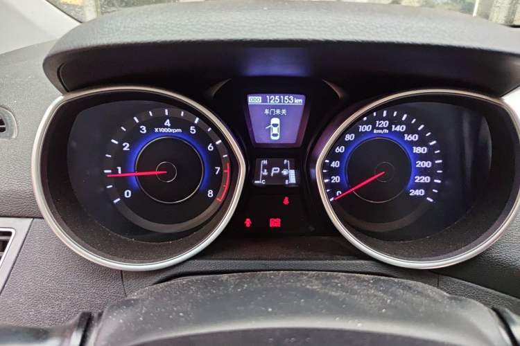 Used Hyundai Elantra (5th Generation / Langdong) 2015 1.6L Automatic Leading Model Instrument Cluster
