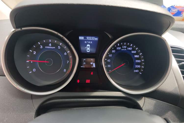 Used Hyundai Elantra (5th Generation / Langdong) 2015 1.6L Manual Leading Model Instrument Cluster