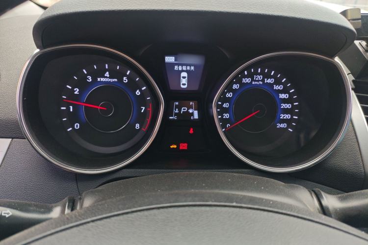 Used Hyundai Elantra (5th Generation / Langdong) 2015 1.6L Automatic Luxury Model Instrument Cluster