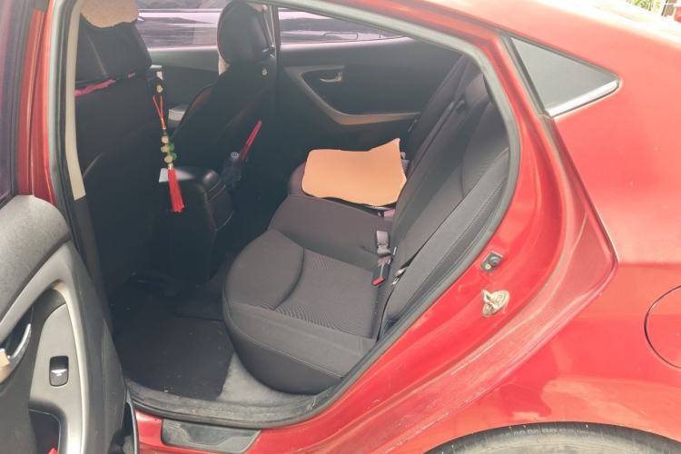 Used Hyundai Elantra (5th Generation / Langdong) 2015 1.6L Automatic Leading Model Left Rear Seat