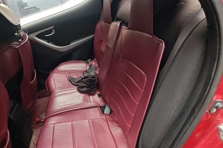 Used Hyundai Elantra (5th Generation / Langdong) 2015 1.6L Automatic Leading Model Left Rear Seat