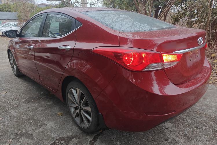 Used Hyundai Elantra (5th Generation / Langdong) 2015 1.6L Automatic Leading Model Rear Left 45 Deg