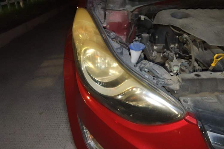 Used Hyundai Elantra (5th Generation / Langdong) 2015 1.6L Automatic Leading Model Right Front Headlight