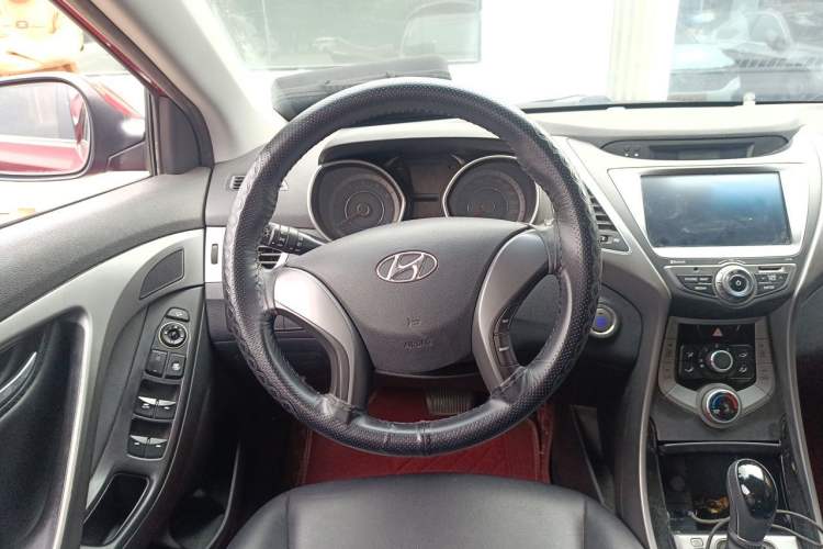 Used Hyundai Elantra (5th Generation / Langdong) 2015 1.6L Automatic Leading Model Steering Wheel