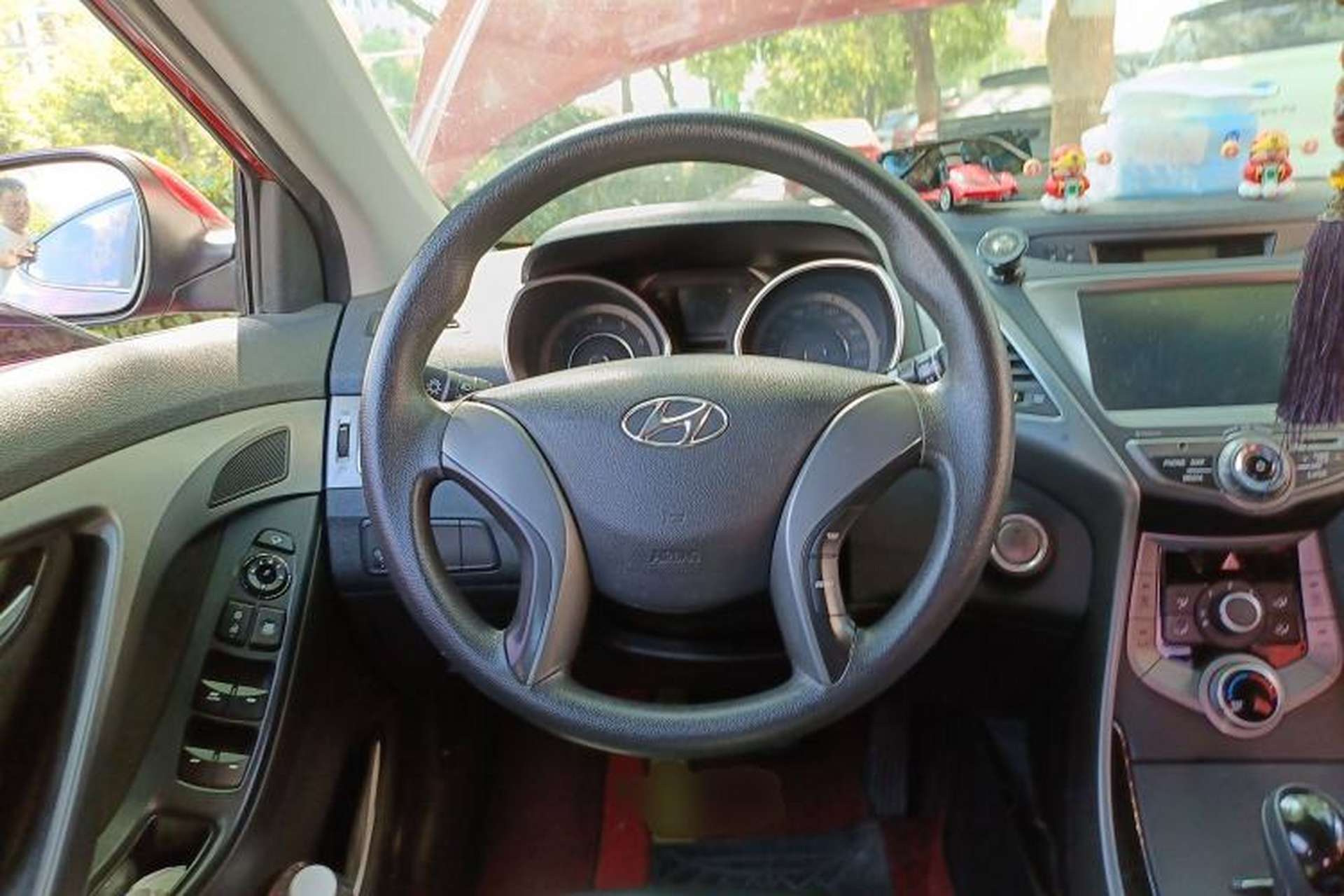 Used Hyundai Elantra (5th Generation / Langdong) 2015 1.6L Automatic Leading Model Steering Wheel