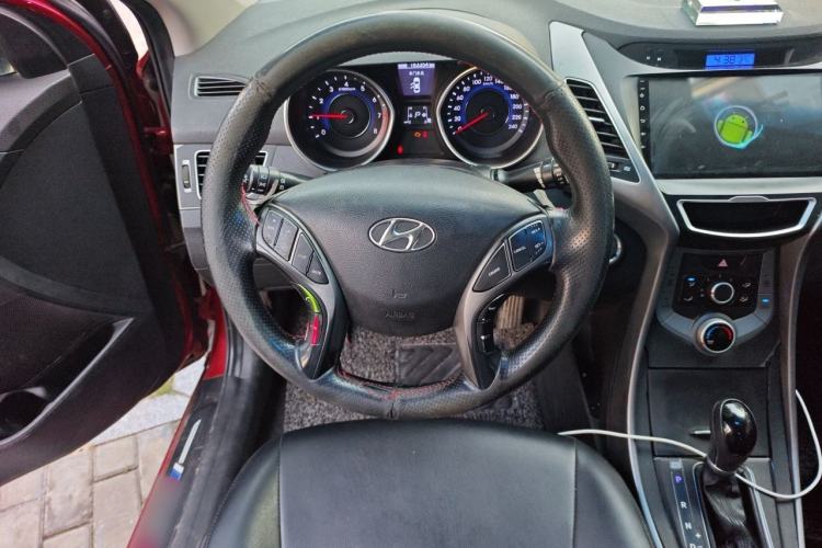 Used Hyundai Elantra (5th Generation / Langdong) 2015 1.6L Automatic Leading Model Steering Wheel