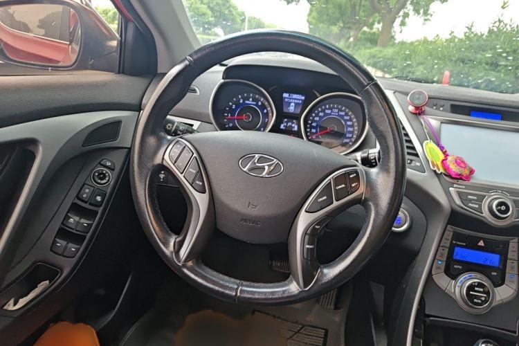 Used Hyundai Elantra (5th Generation / Langdong) 2015 1.6L Automatic Luxury Model Steering Wheel
