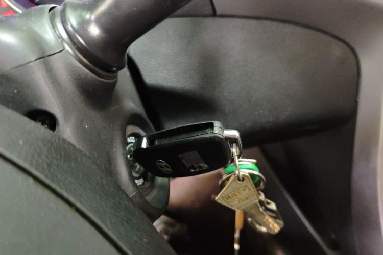 Used Hyundai Elantra (5th Generation / Langdong) 2015 1.6L Automatic Fashion Model Vehicle Key