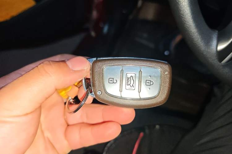 Used Hyundai Elantra (5th Generation / Langdong) 2015 1.6L Automatic Leading Model Vehicle Key