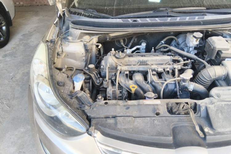 Used Hyundai Elantra (5th Generation / Langdong) 2015 1.6L Automatic Leading Model Engine Bay Right
