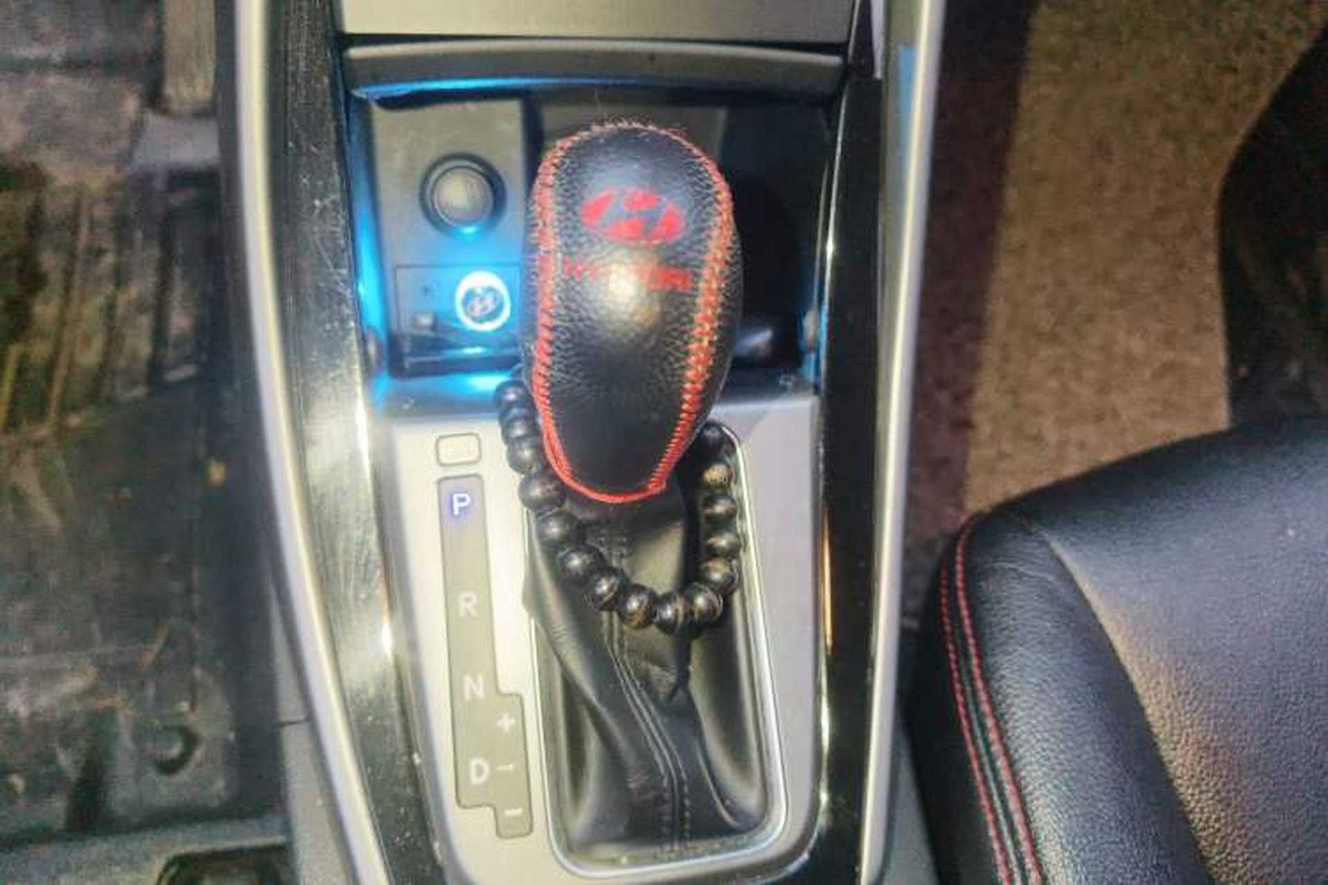 Used Hyundai Elantra (5th Generation / Langdong) 2015 1.6L Automatic Leading Model Gear Lever