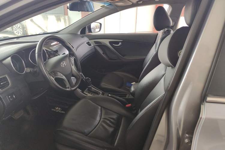 Used Hyundai Elantra (5th Generation / Langdong) 2015 1.6L Automatic Leading Model Left Front Seat