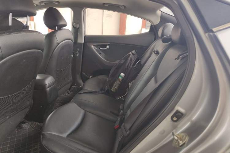 Used Hyundai Elantra (5th Generation / Langdong) 2015 1.6L Automatic Leading Model Left Rear Seat