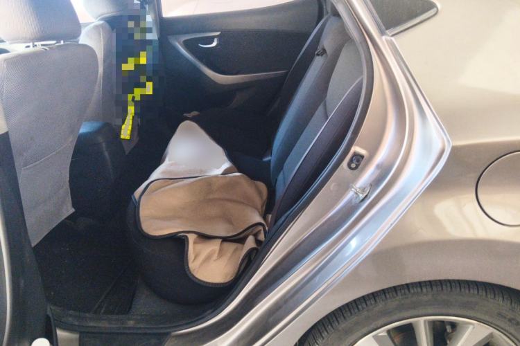 Used Hyundai Elantra (5th Generation / Langdong) 2015 1.6L Automatic Leading Model Left Rear Seat
