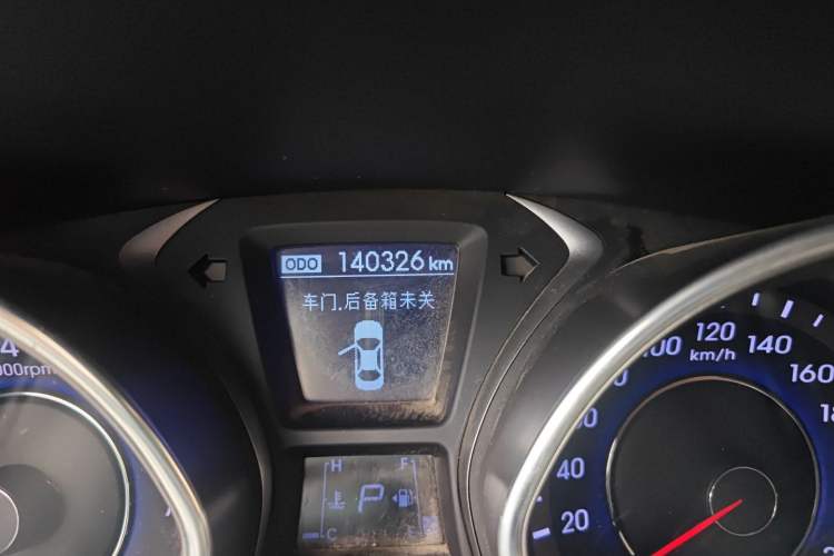 Used Hyundai Elantra (5th Generation / Langdong) 2015 1.6L Automatic Luxury Model Odometer Close Up