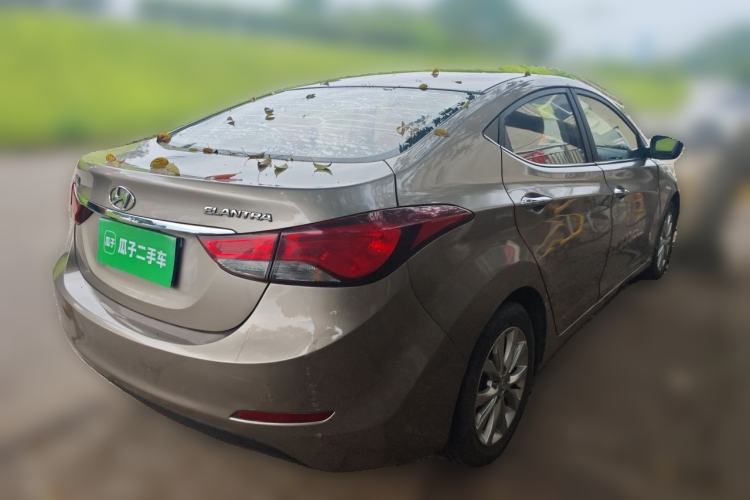 Used Hyundai Elantra (5th Generation / Langdong) 2015 1.6L Automatic Leading Model Rear Right 45 Deg