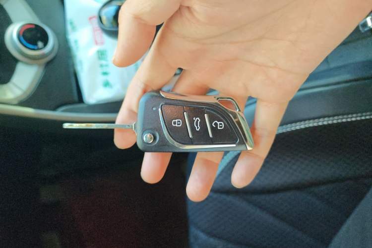 Used Hyundai Elantra (5th Generation / Langdong) 2015 1.6L Automatic Fashion Model Vehicle Key