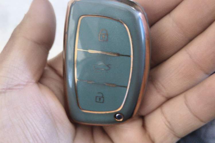 Used Hyundai Elantra (5th Generation / Langdong) 2015 1.6L Automatic Leading Model Vehicle Key