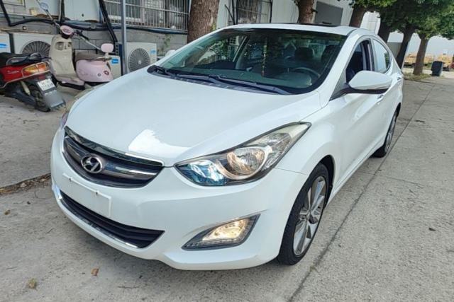 Używany Hyundai Elantra (5th Generation / Langdong) 2015 1.6L Automatic Leading Model