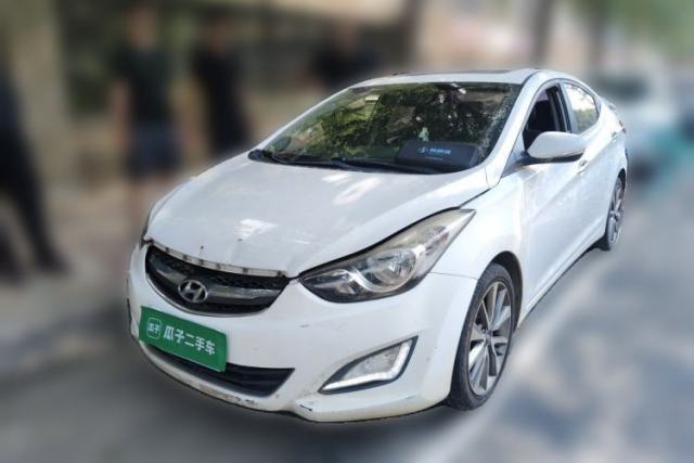 Używany Hyundai Elantra (5th Generation / Langdong) 2015 1.6L Automatic Luxury Model