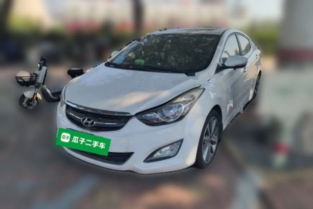 Hyundai Elantra (5th Generation / Langdong) 2015 1.6L Automatic Luxury Model de segunda mano