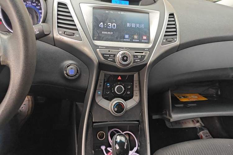 Used Hyundai Elantra (5th Generation / Langdong) 2015 1.6L Automatic Leading Model Audio And AC Panel