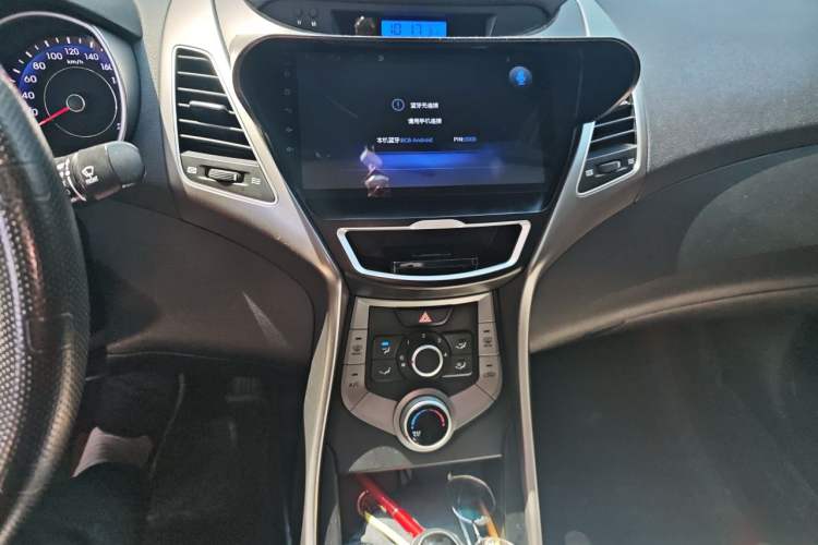 Used Hyundai Elantra (5th Generation / Langdong) 2015 1.6L Automatic Fashion Model Audio And AC Panel