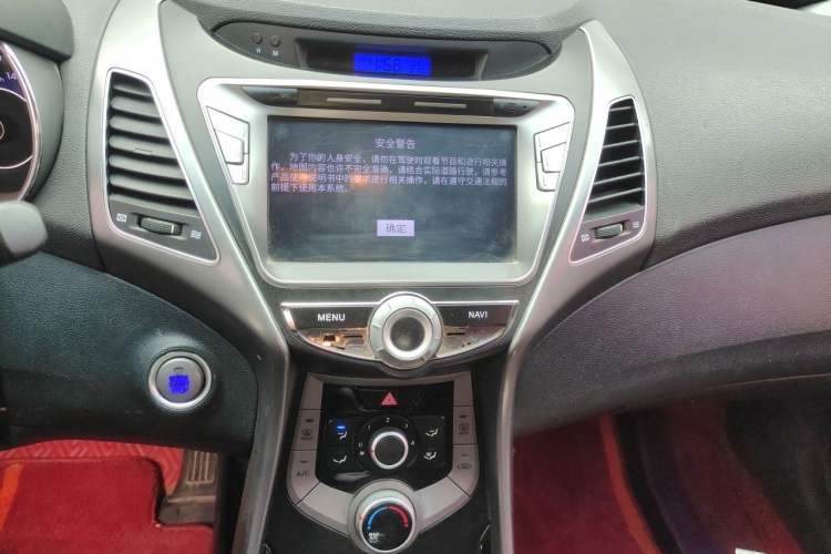 Used Hyundai Elantra (5th Generation / Langdong) 2015 1.6L Automatic Leading Model Audio And AC Panel