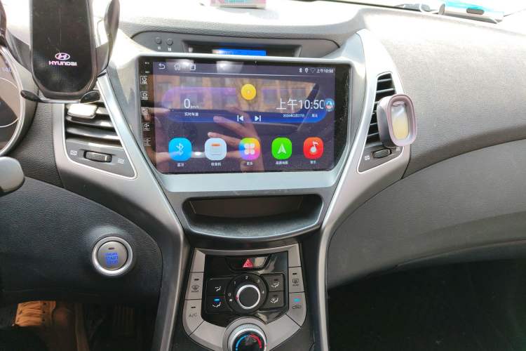 Used Hyundai Elantra (5th Generation / Langdong) 2015 1.6L Automatic Leading Model Audio And AC Panel