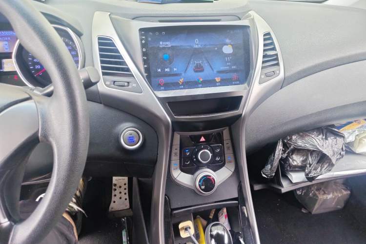 Used Hyundai Elantra (5th Generation / Langdong) 2015 1.6L Automatic Leading Model Audio And AC Panel