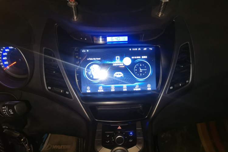 Used Hyundai Elantra (5th Generation / Langdong) 2015 1.6L Automatic Fashion Model Audio And AC Panel