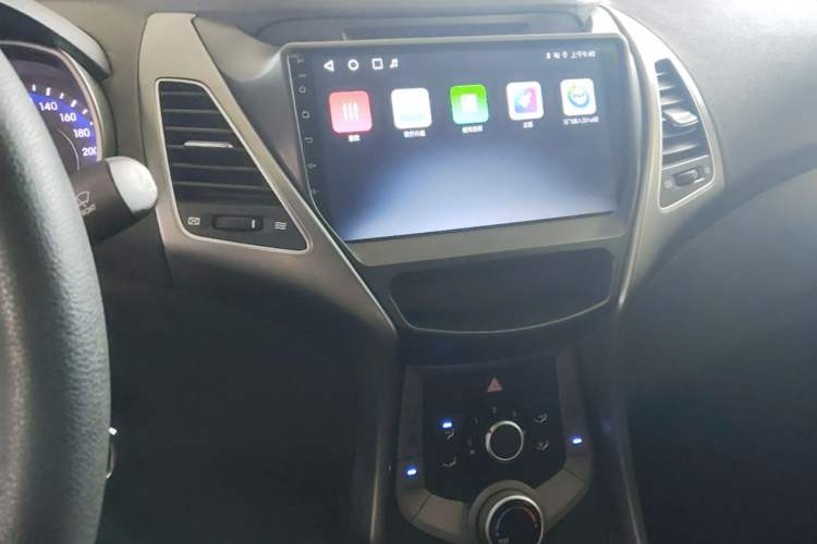Used Hyundai Elantra (5th Generation / Langdong) 2015 1.6L Automatic Fashion Model Audio And AC Panel
